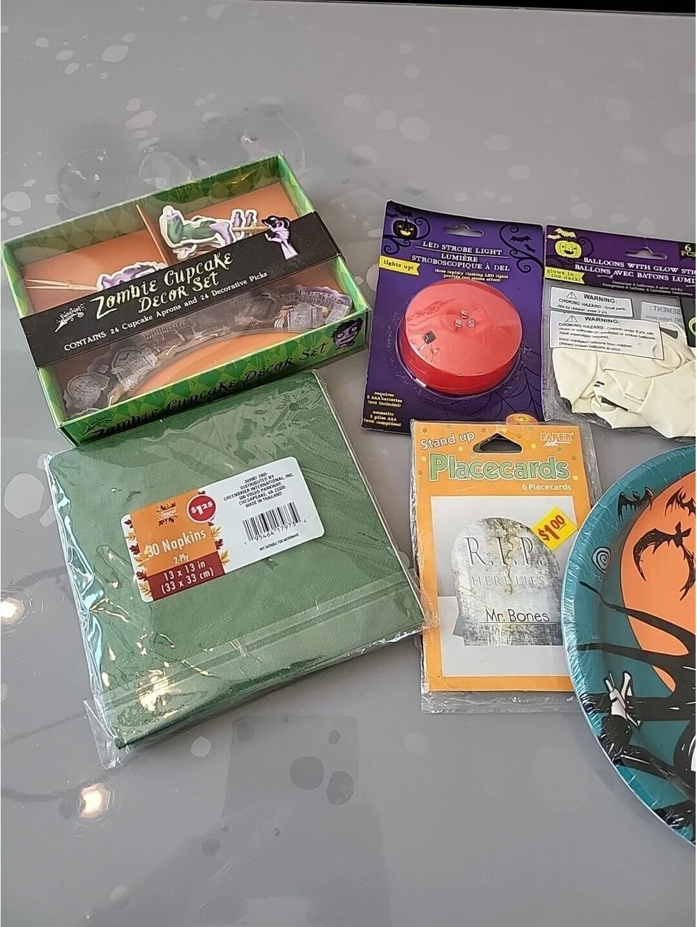 Vintage Party Set Lot Halloween Plates Nightmare Before Christmas & More NOS